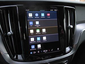 Volvo  B3 Benzin Core Automatik