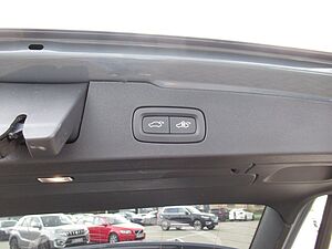 Volvo  B3 Benzin Core Automatik