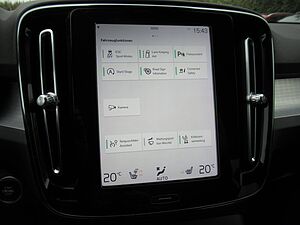 Volvo  T3 Benzin Momentum Pro 6 Gang Schalter