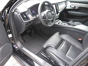 Volvo  B5 Benzin AWD Ultimate
