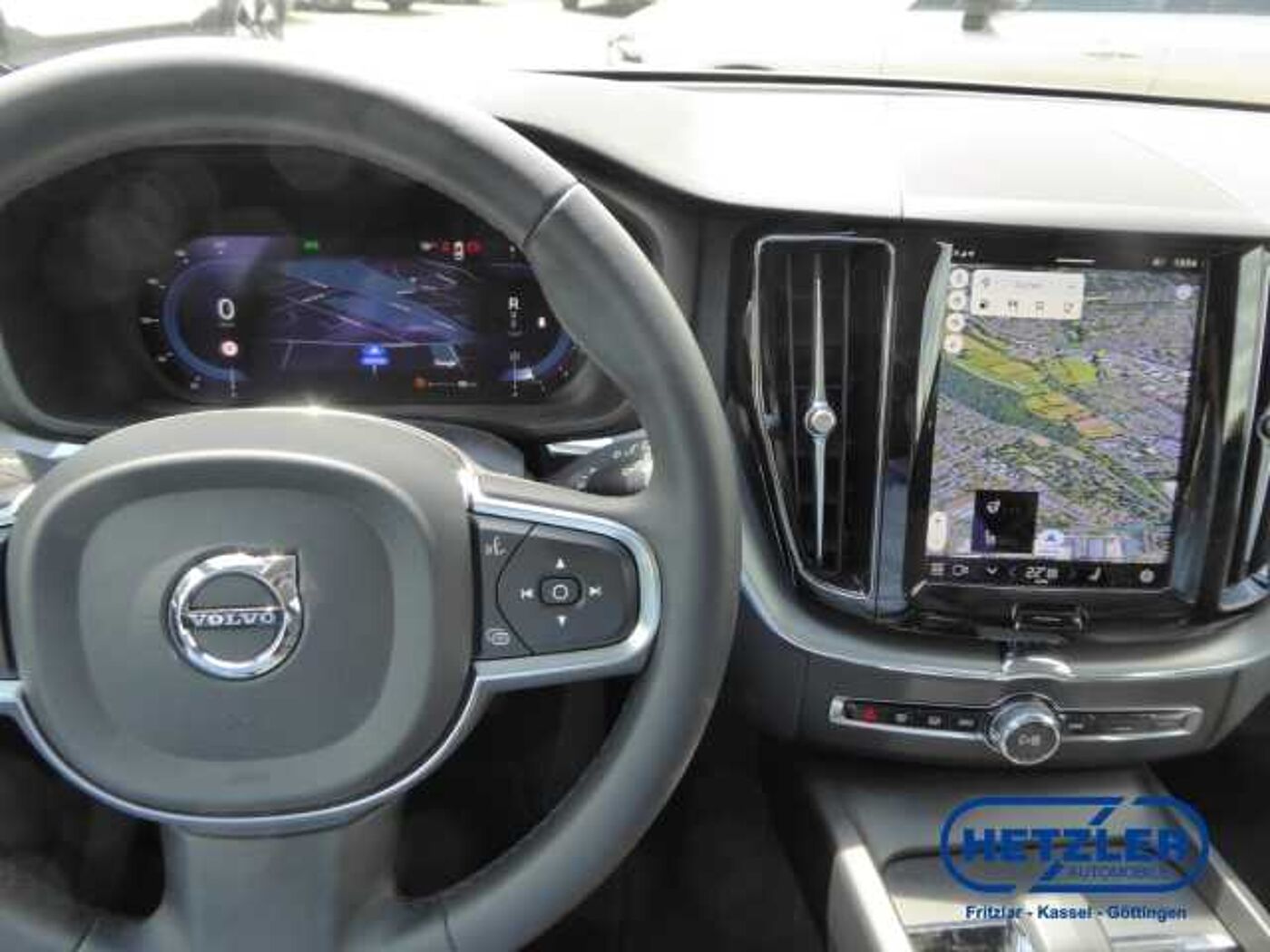 Volvo  Core 2WD B4 Benzin EU6d ACC DAB SHZ LenkradHZG