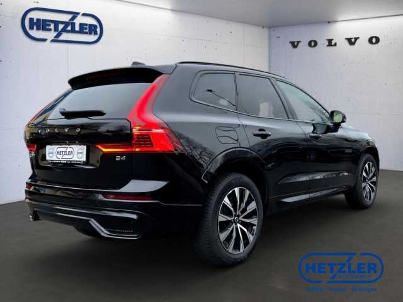 Volvo  Plus Dark 2WD B4 Diesel EU6d ACC DAB El. Heckklappe SHZ