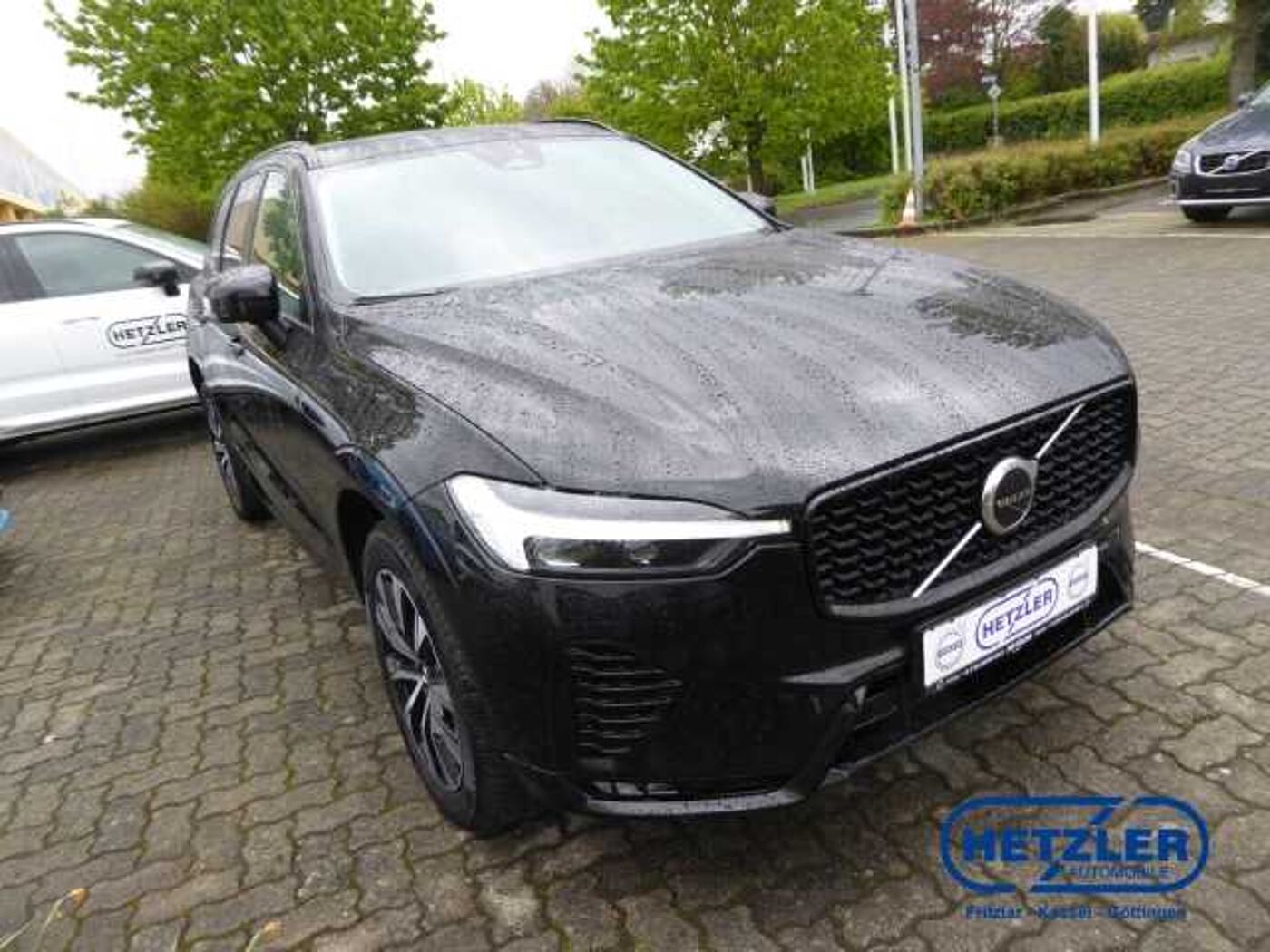 Volvo  Plus Dark 2WD B4 Diesel EU6d digitales Cockpit Memory Sitze Soundsystem HarmanKa