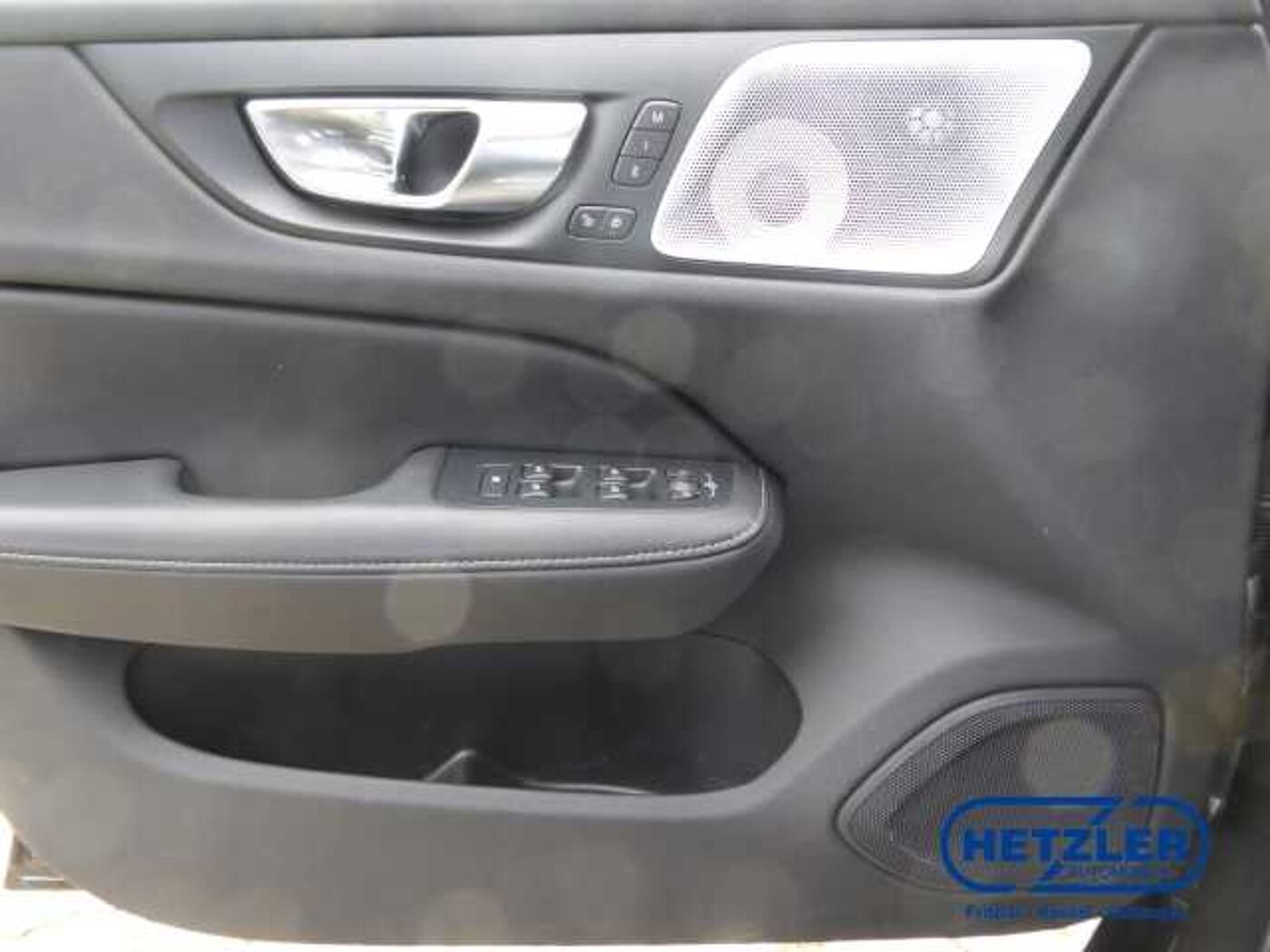 Volvo  Kombi R Design D4 EU6d-T Navi Soundsystem Bowers & Wilkins HEAD-UP-Display 360 G