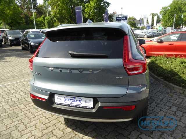 Volvo  Momentum Pro 2WD T3 EU6d ACC DAB AHK LenkradHZG