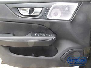 Volvo  Kombi R Design D4 EU6d-T Navi Soundsystem Bowers & Wilkins HEAD-UP-Display 360 G