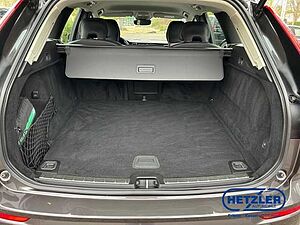 Volvo  2WD Diesel EU6d B4 D Plus Bright AHK DAB SHZ El. Heckklappe LenkradHZG