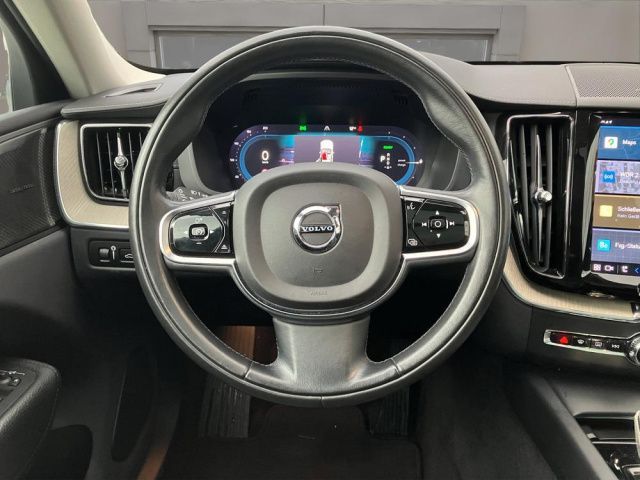 Volvo  T8 AWD INSCRIPTION CONNECT EDITION HUD