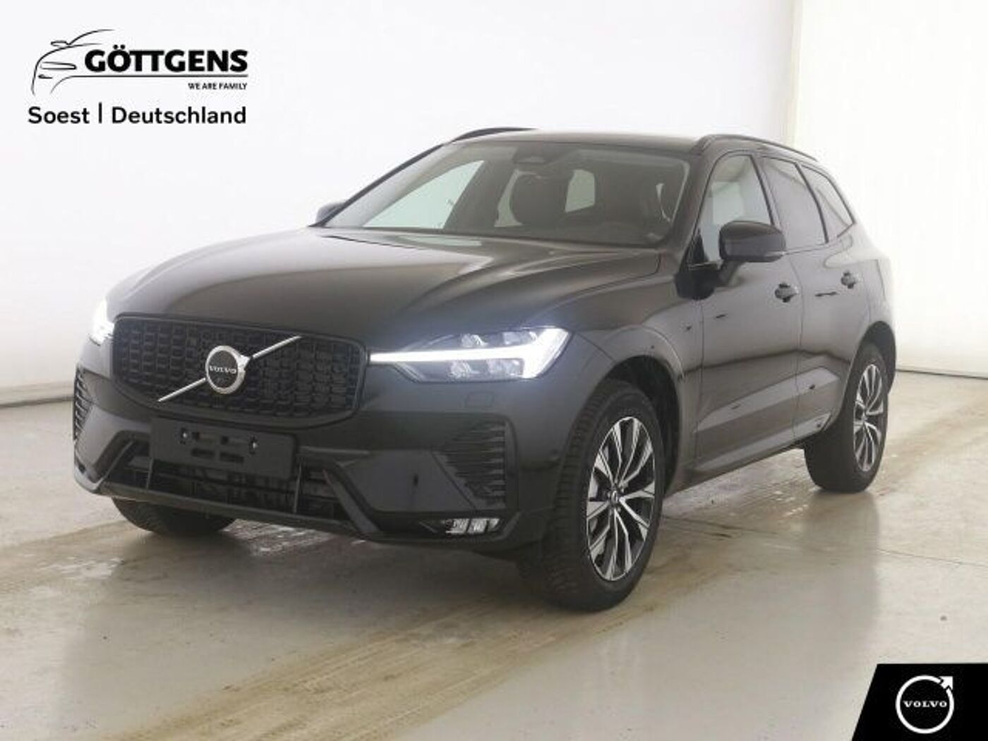 Volvo  Plus Dark B5 AWD Mild Hybrid LED 360° NAVI