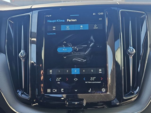 Volvo  T8 AWD Recharge RDesign NAVI PANO LED
