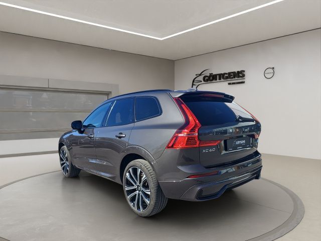 Volvo  T8 AWD Recharge RDesign NAVI PANO LED