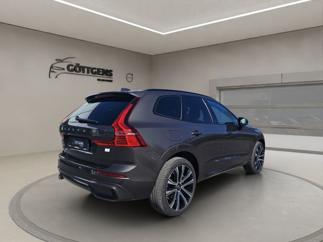 Volvo  T8 AWD Recharge RDesign NAVI PANO LED
