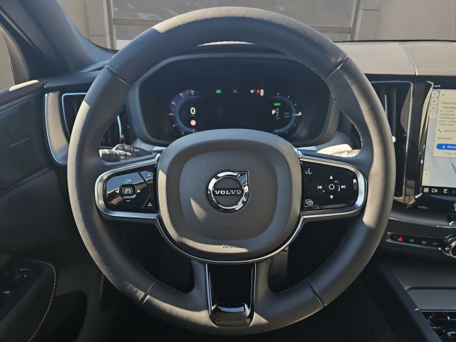 Volvo  T8 AWD Recharge RDesign NAVI PANO LED