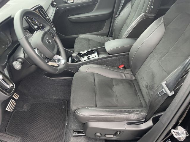 Volvo  T5 Recharge R-Design NAVI STANDH.19LM LED