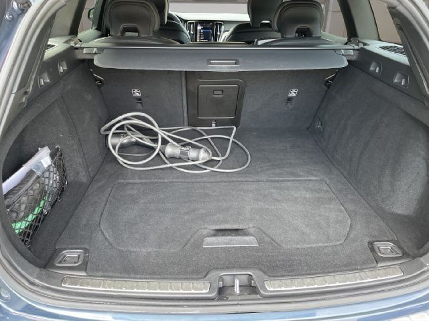 Volvo  T8 AWD R-DESIGN AHK NAVI LED WINTER PAKET