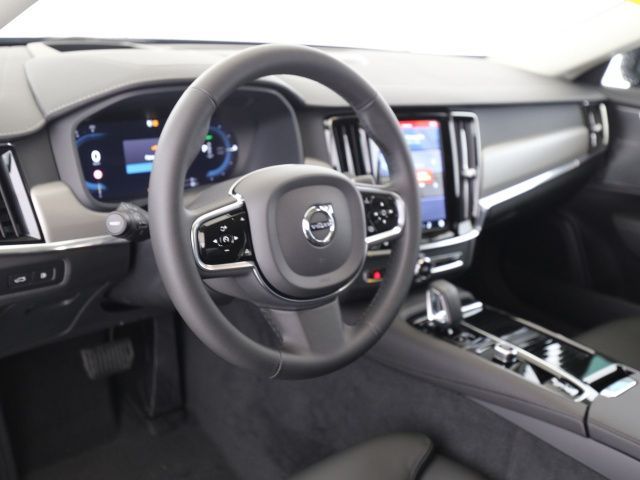 Volvo  T8 AWD Recharge Ultimate Dark PANO NAVI