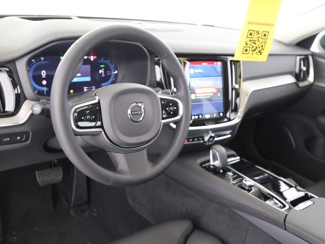 Volvo  Rech Ultimate T8 AWD PANO LED 360°19LM NAVI