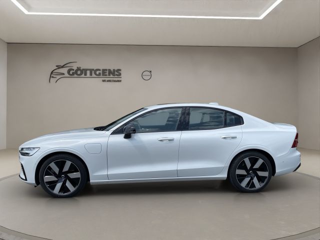 Volvo  Rech Ultimate T8 AWD PANO LED 360°19LM NAVI
