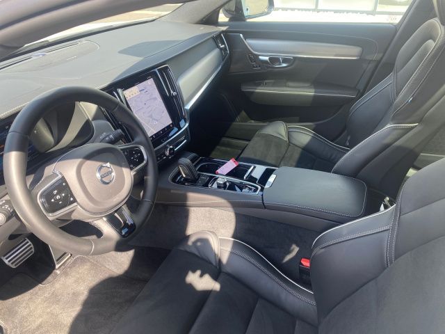 Volvo  T8 RECHARGE AWD R-DESIGN PANO NAVI KAMERA