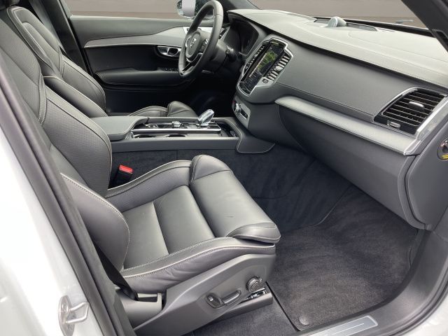 Volvo  Rech. Ultimate T8 AWD Dark 7SITZ PANO 360°