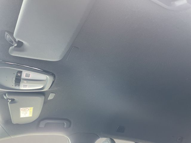Volvo  Core Recharge Pure Electric LED 19LM GJR