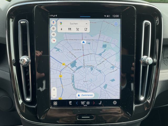 Volvo  Core Recharge Pure Electric LED 19LM GJR