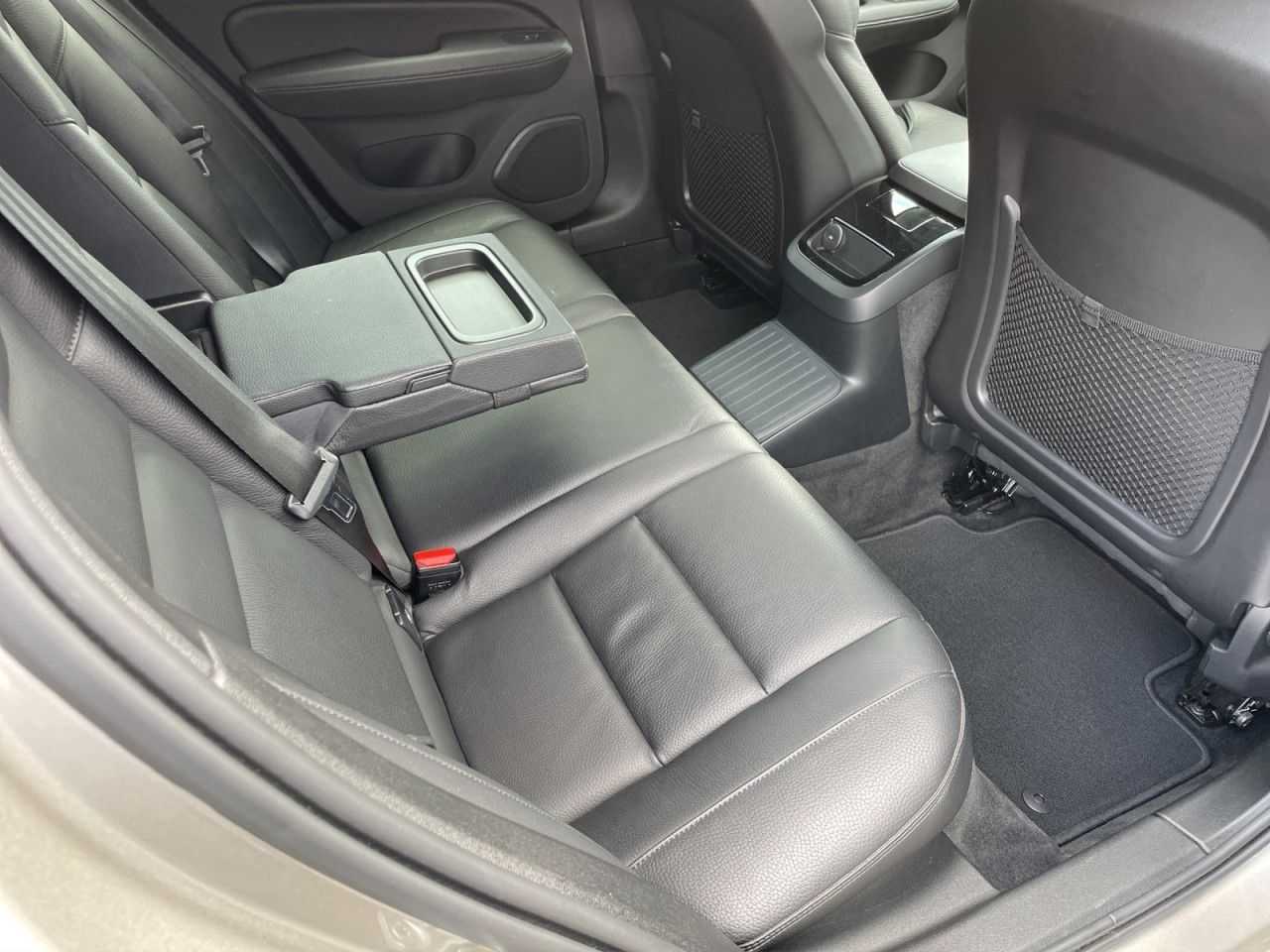 Volvo  T6 AWD Pug-in Inscription NAVI LED LM18 el