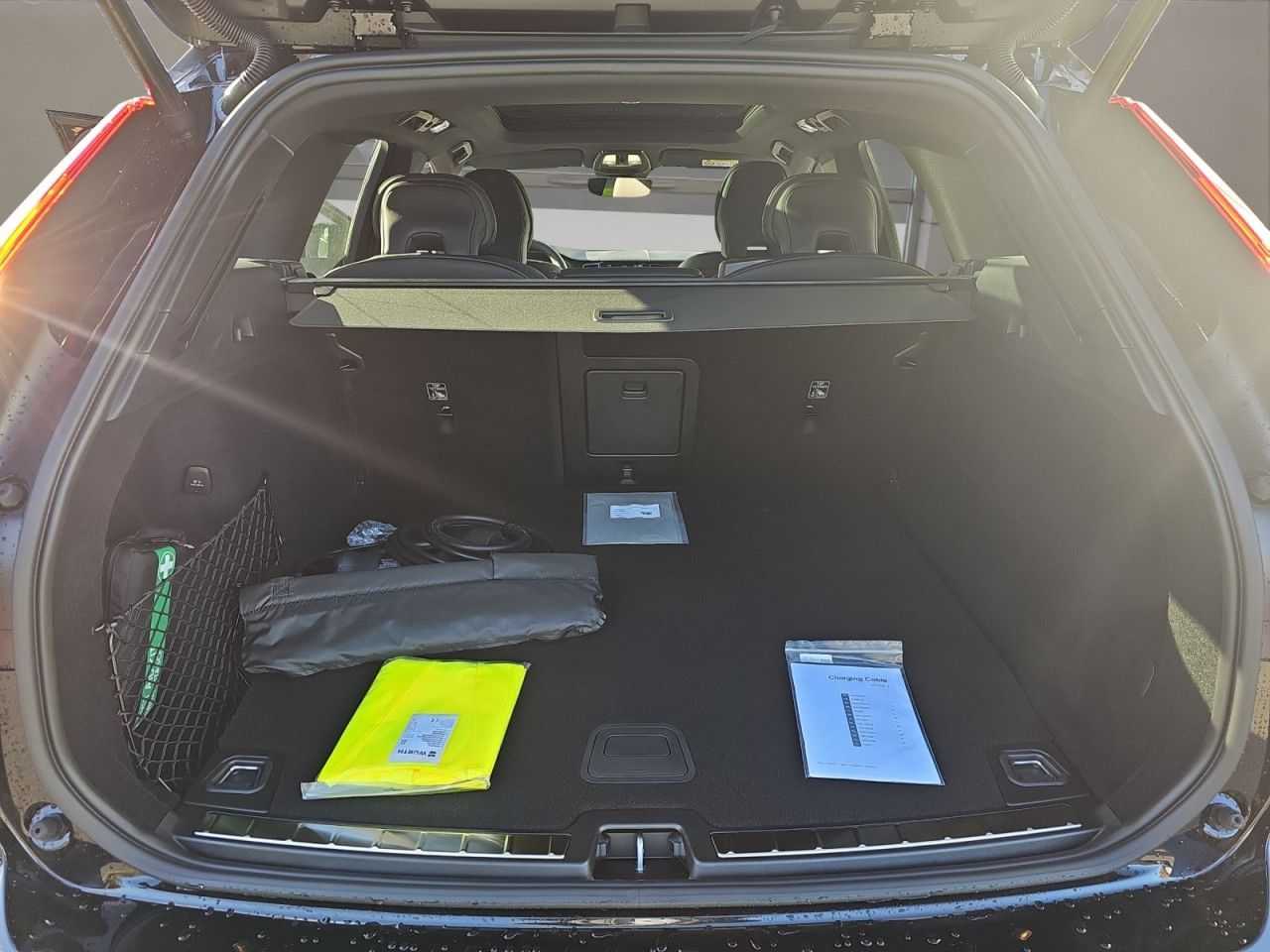 Volvo  Black Edition Plus T8 AWD 360° HARMAN