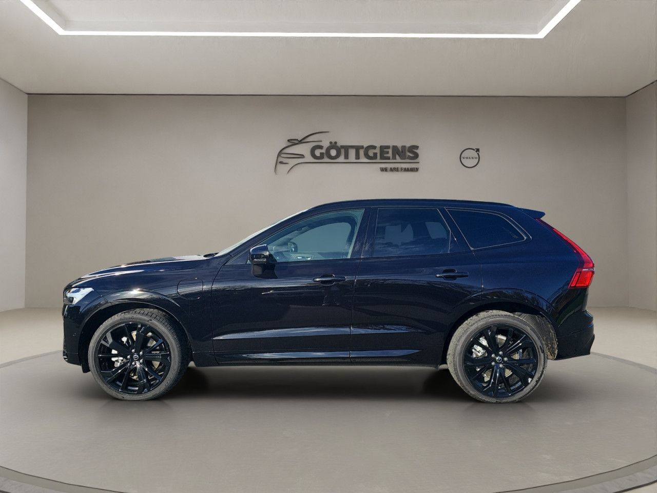Volvo  Black Edition Plus T8 AWD 360° HARMAN