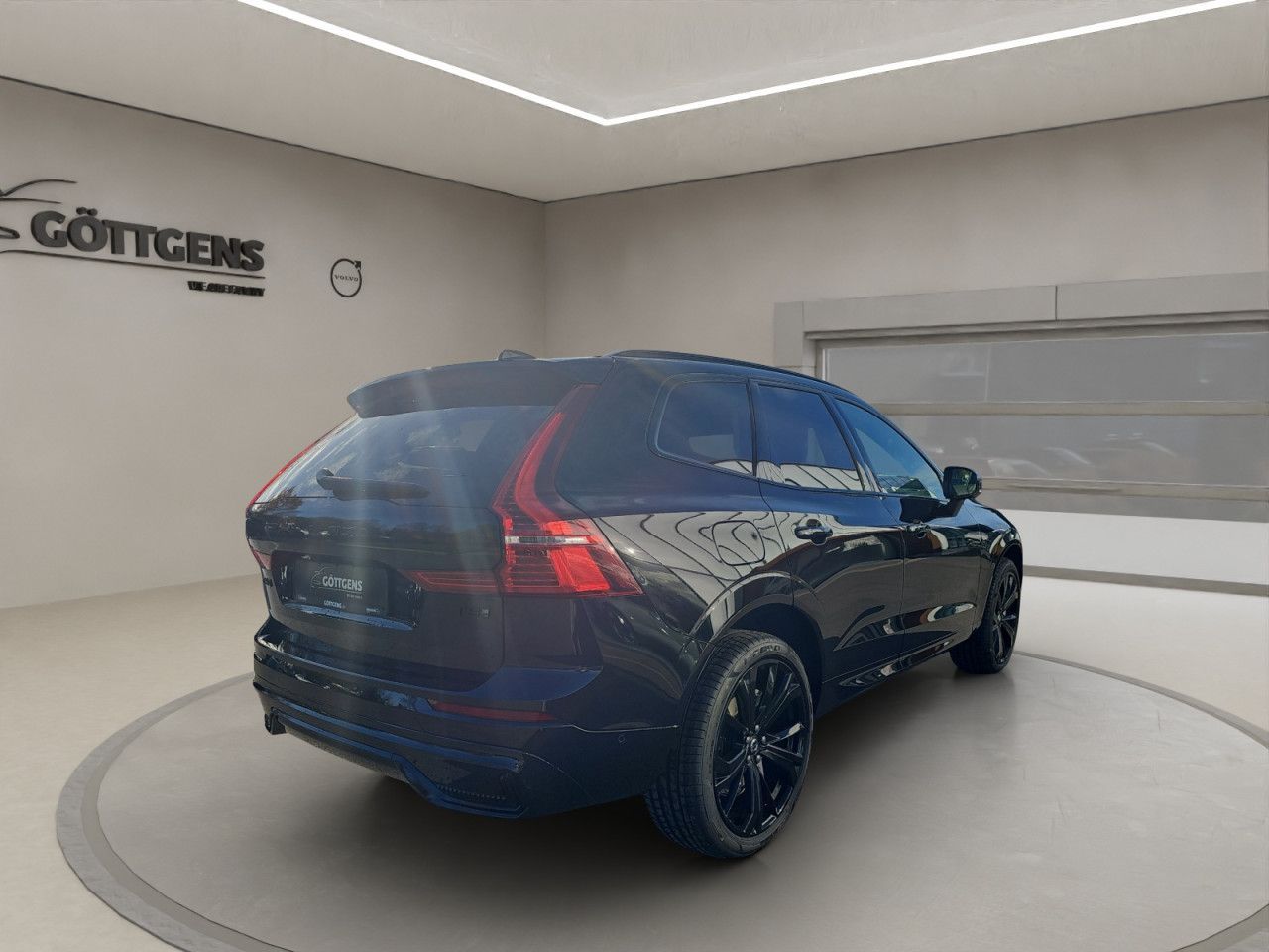 Volvo  Black Edition Plus T8 AWD 360° HARMAN