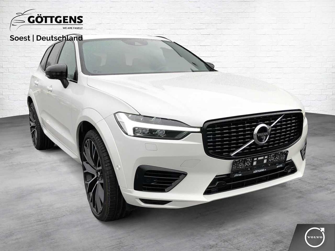 Volvo  T6 RECHARGE R-DESIGN Plug-in HUD LED 22LM