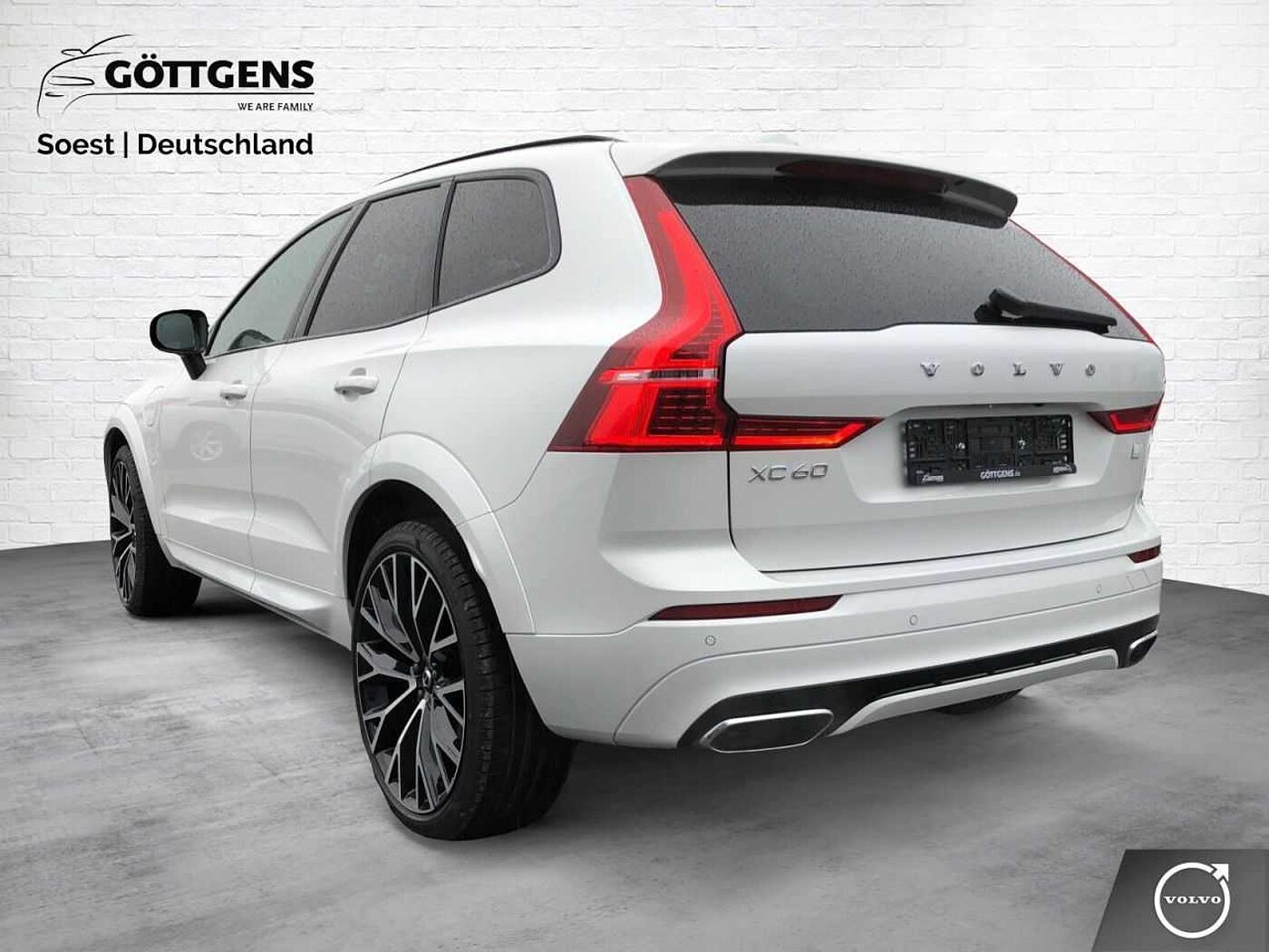 Volvo  T6 RECHARGE R-DESIGN Plug-in HUD LED 22LM