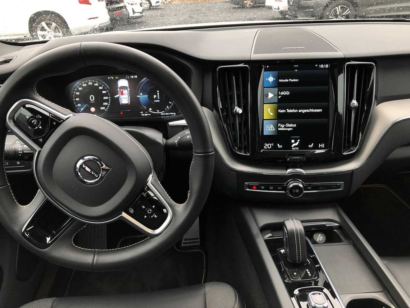 Volvo  T6 RECHARGE R-DESIGN Plug-in HUD LED 22LM