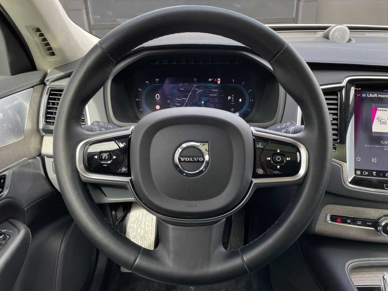 Volvo  B5 AWD Ultimate Bright LUFT MASSAGE PANO B