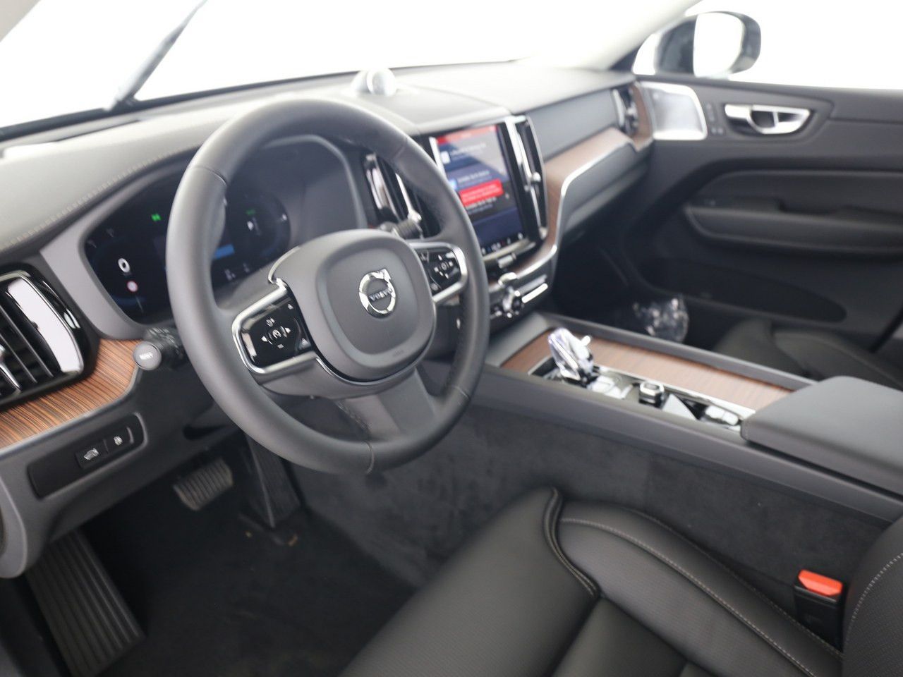Volvo  T8 AWD Recharge Ultimate MASAGE B