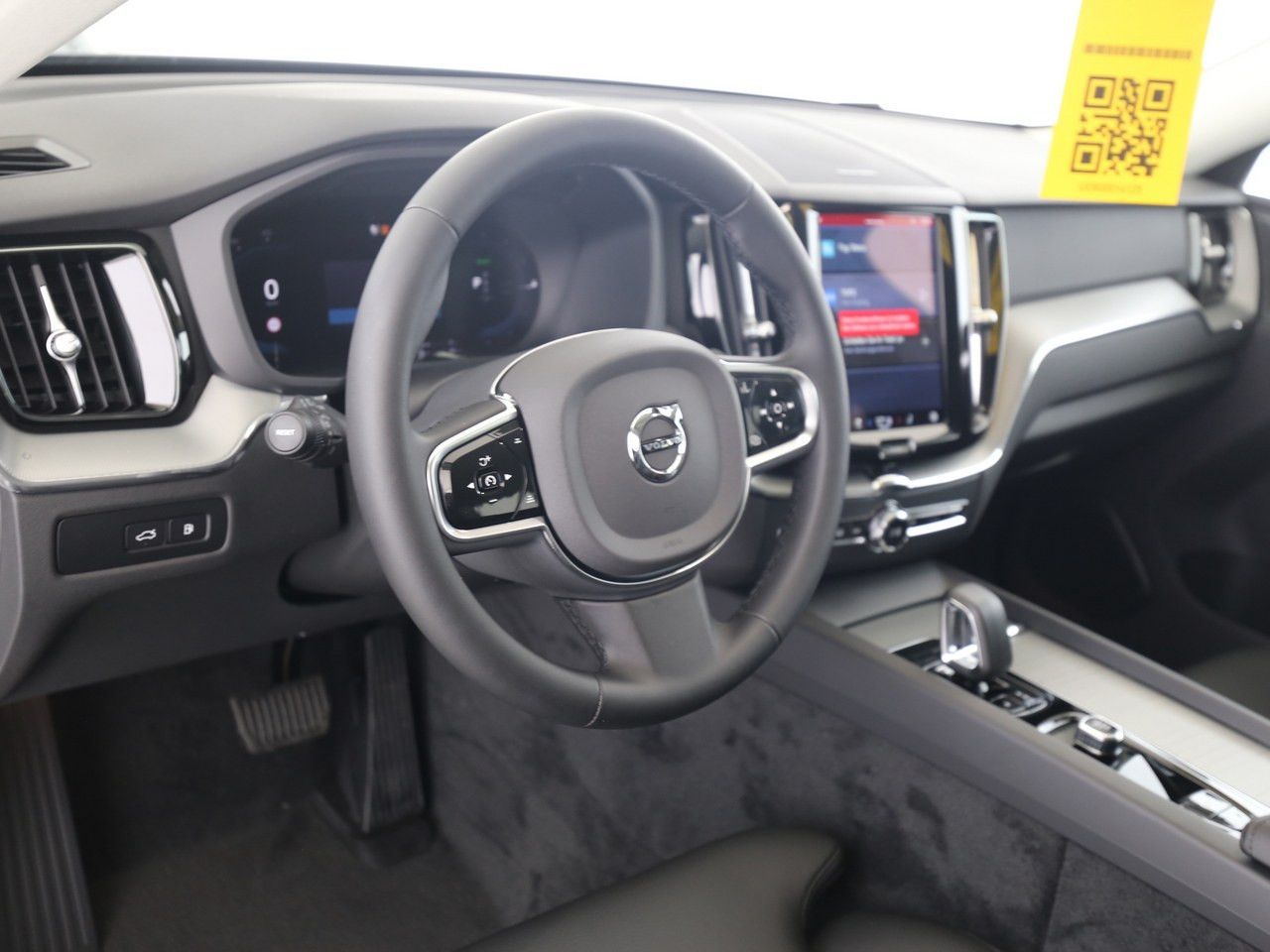 Volvo  T6 AWD Plus Dark BUSINESS LED