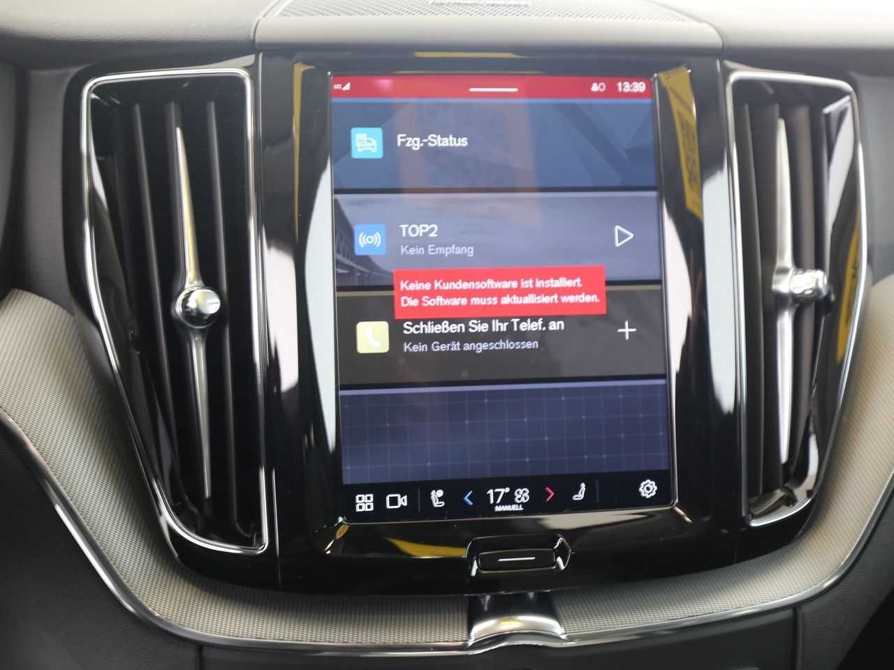 Volvo  T6 AWD Plus Dark BUSINESS LED
