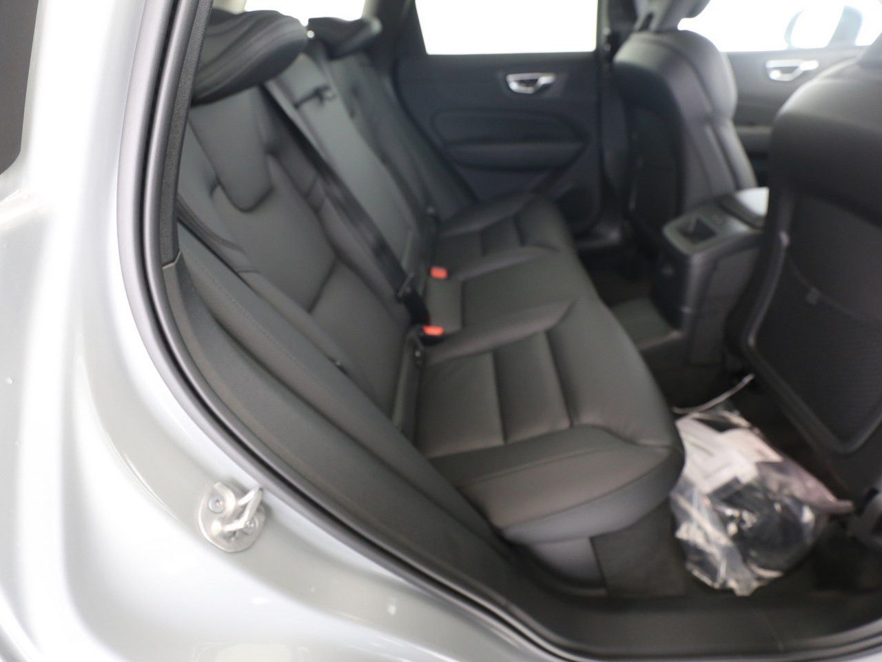 Volvo  T6 AWD Plus Dark BUSINESS LED