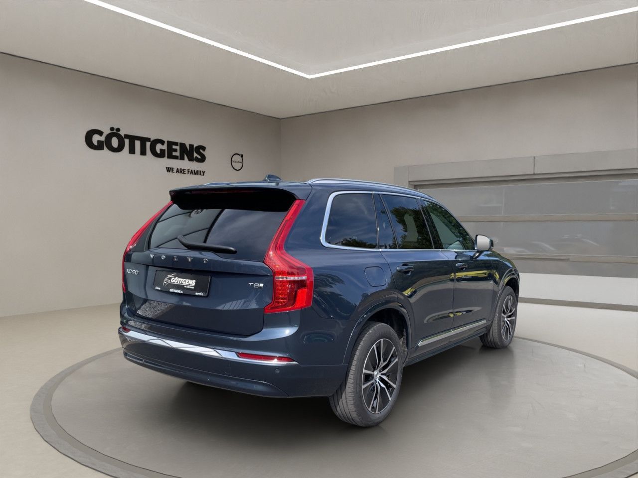 Volvo  T8 AWD Plug-in Core Bright NAVI KAMERA