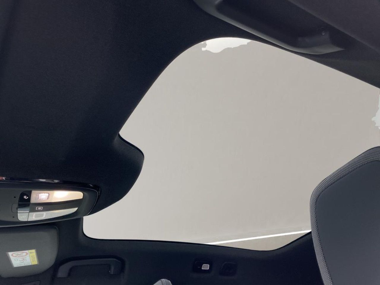 Volvo  Recharge Twin Motor Ultimate AHK LED
