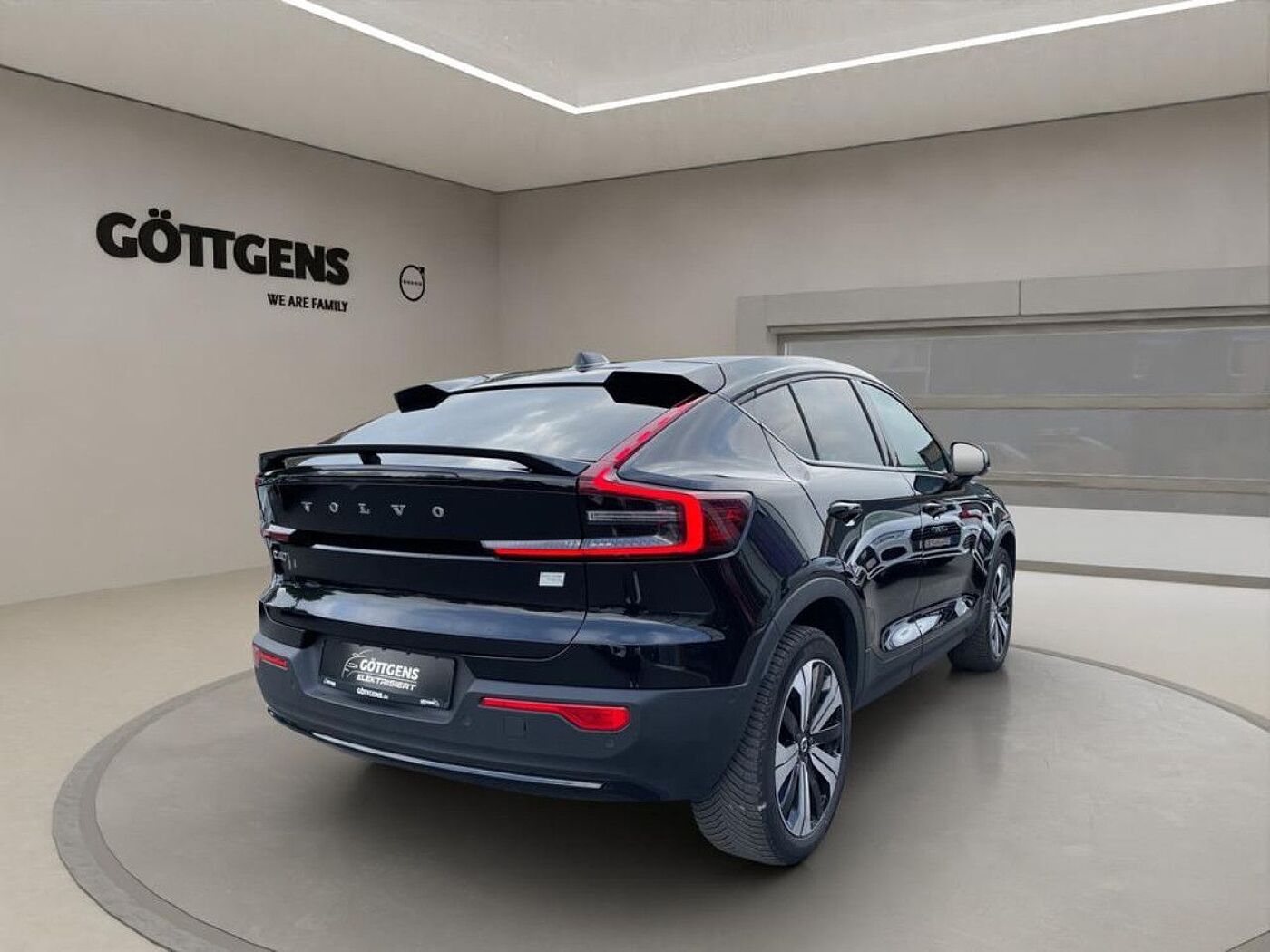 Volvo  Recharge Twin Motor Ultimate AHK LED