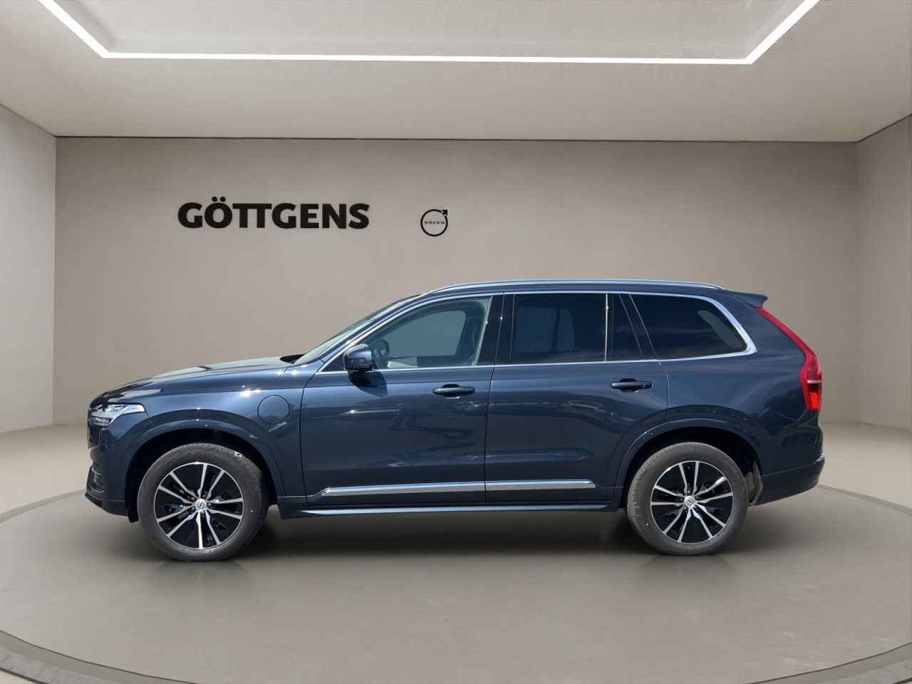 Volvo  T8 AWD Plug-in Core Bright LED NAVI KAMERA