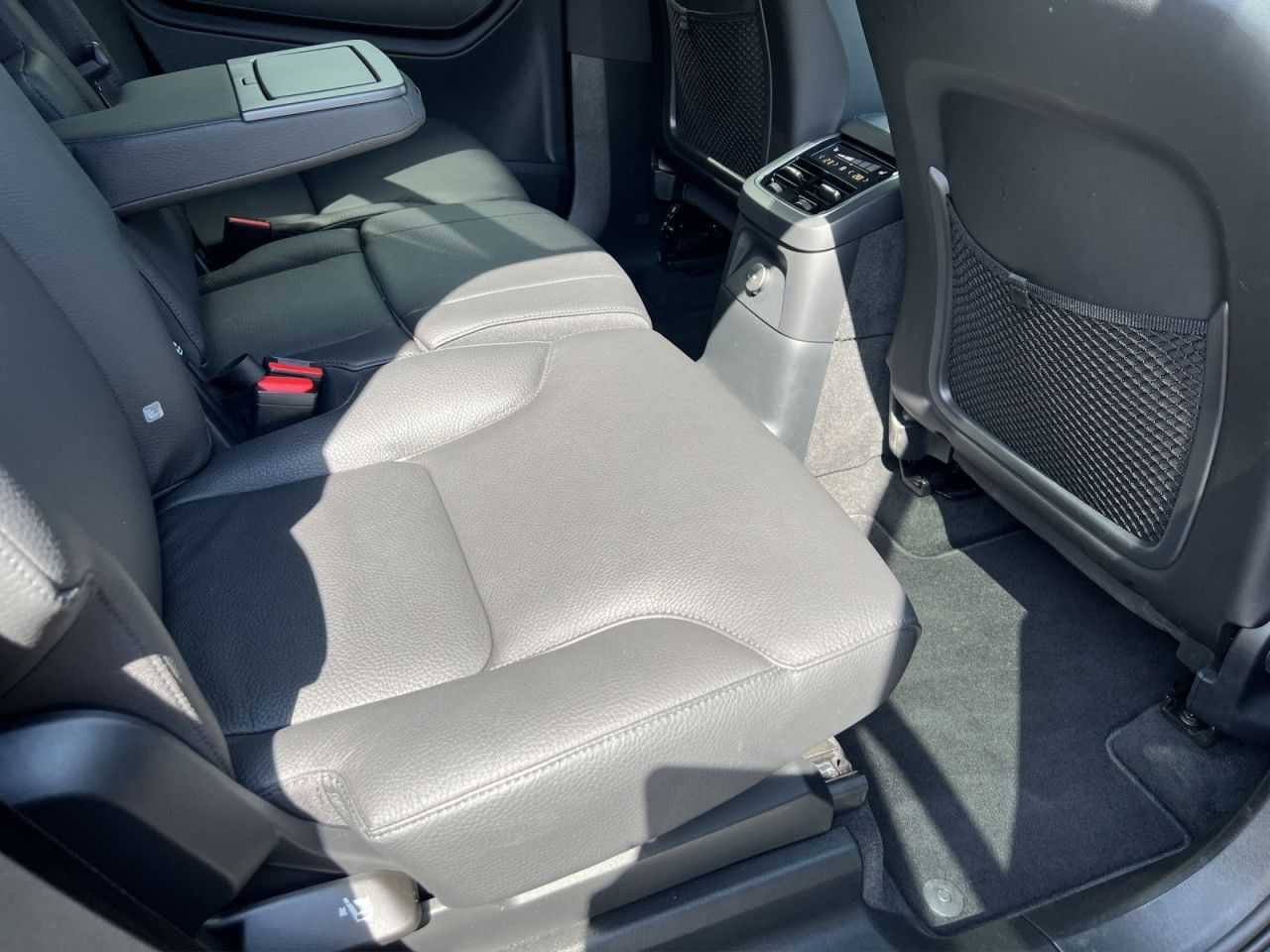 Volvo  T8 AWD Plug-in Core Bright LED NAVI KAMERA