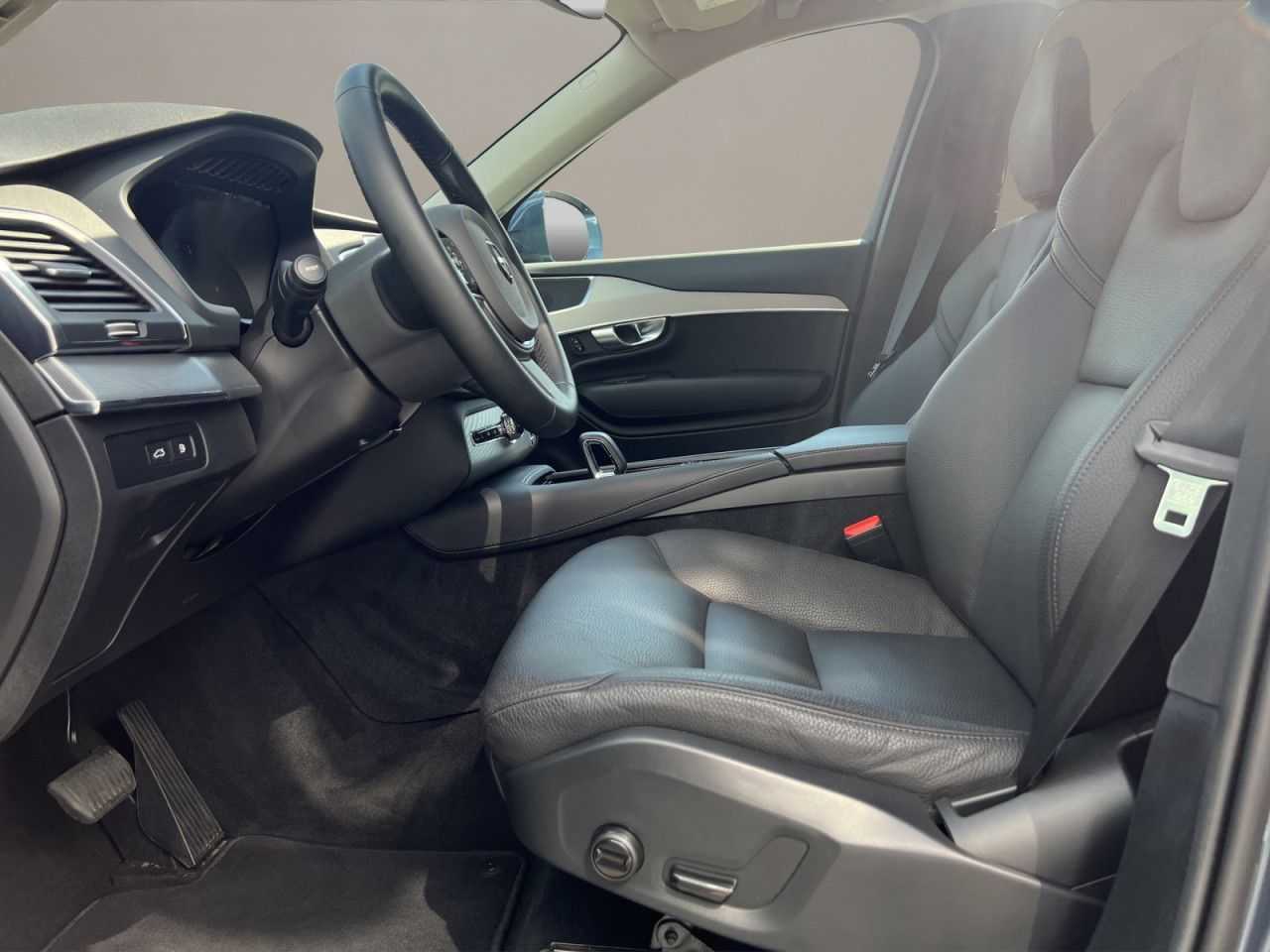 Volvo  T8 AWD Plug-in Core Bright LED NAVI KAMERA