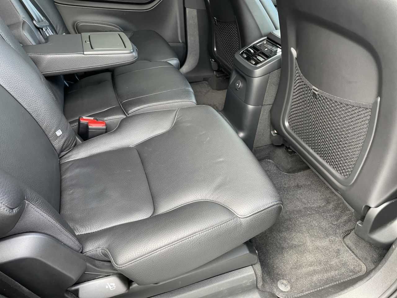 Volvo  T8 AWD INSCRIPTION 7SITZ. NAVI LED STANDH