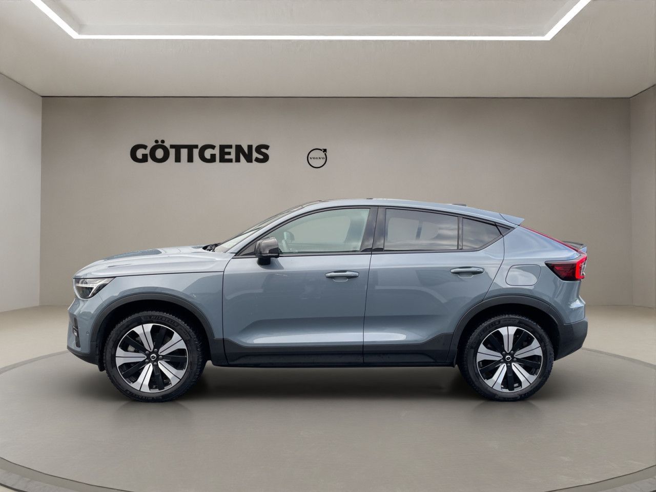 Volvo  Recharge Twin Motor AWD Ultimate AHK 19LM