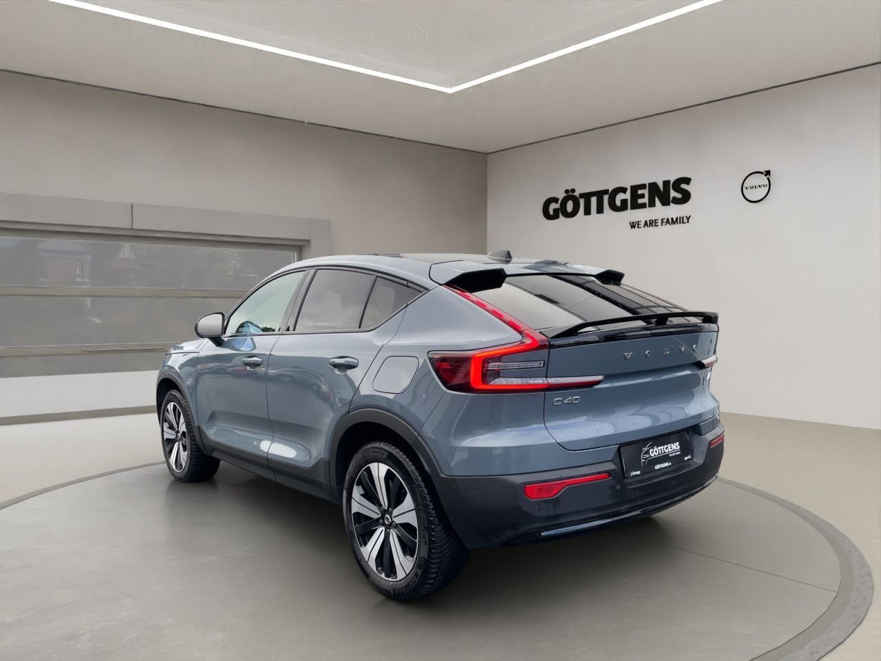 Volvo  Recharge Twin Motor AWD Ultimate AHK 19LM