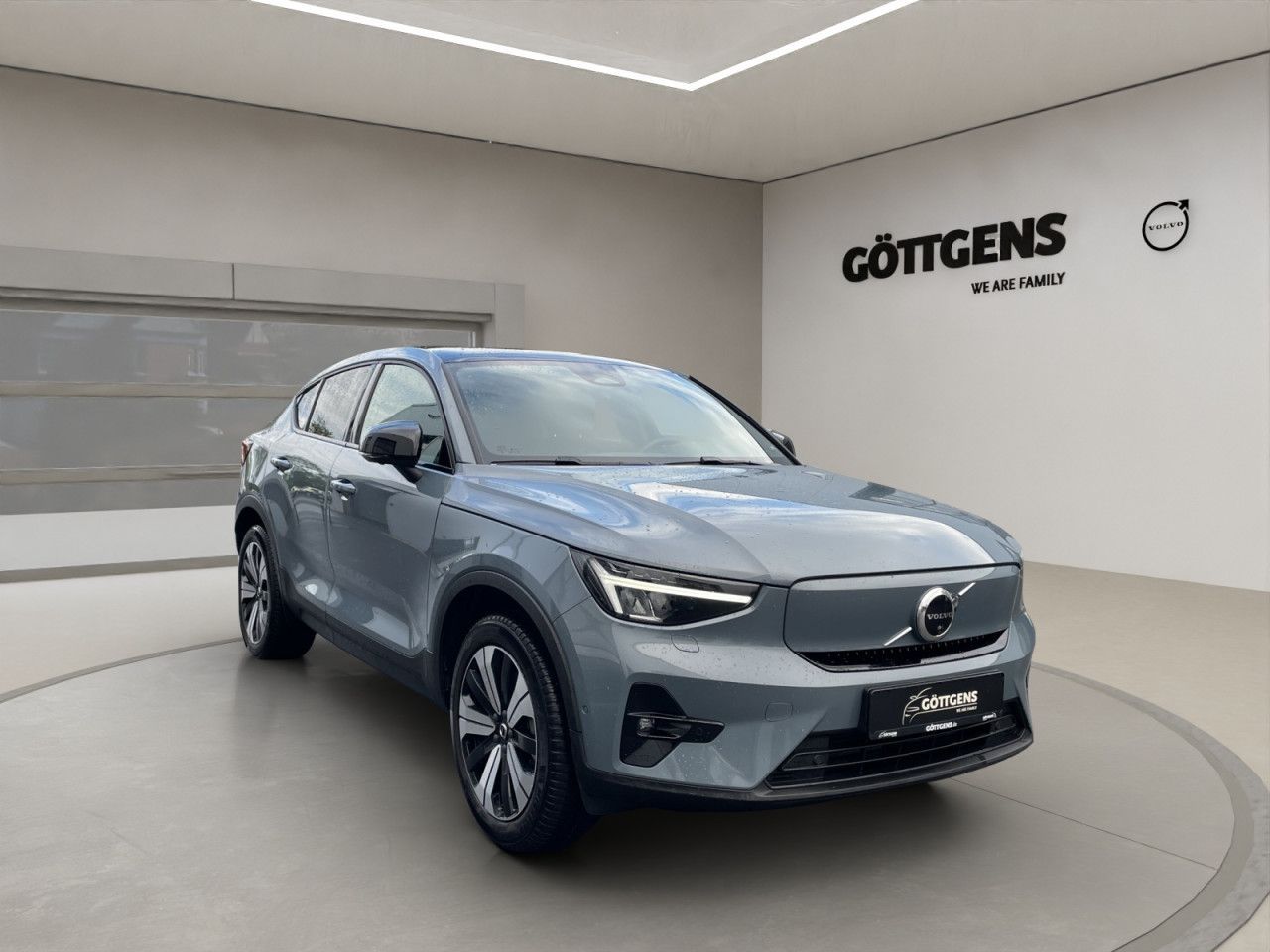 Volvo  Recharge Twin Motor AWD Ultimate AHK 19LM