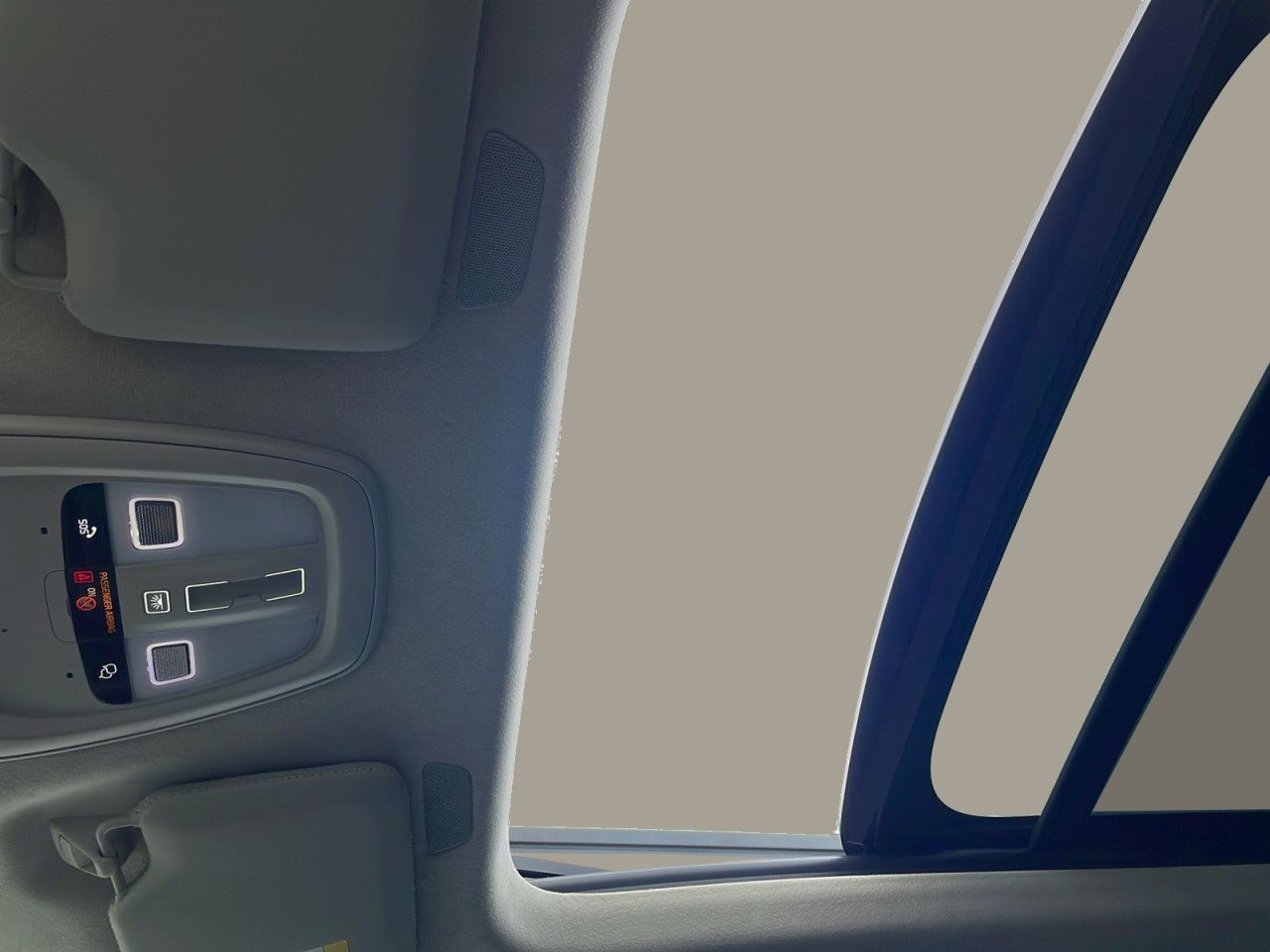 Volvo  B5 ULTIMATE Bright Mild-Hybrid 360° B&W