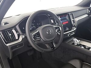 Volvo  Lim B5 AWD Ultimate Dark Mild-Hybrid 360°